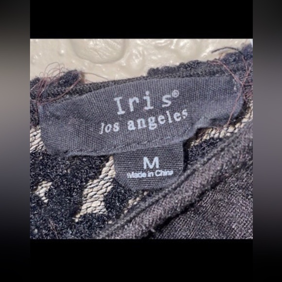 Junior’s Iris Los Angeles black plepum black tank (M) - Picture 4 of 4